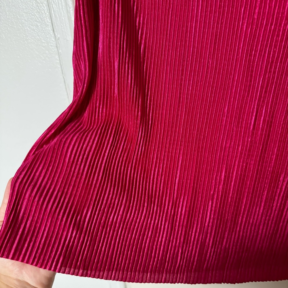 Rachel Zoe Hot Pink Plisse Two Piece Set - Picture 3 of 8